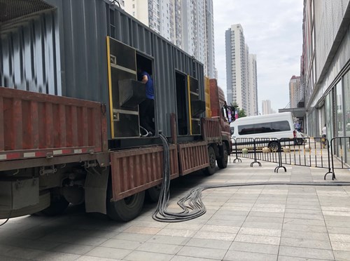 磴口冷却液不足的情况下如何检查柴油发电机组？